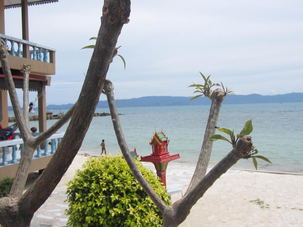 Charung Beach Haad Rin Dış mekan fotoğraf