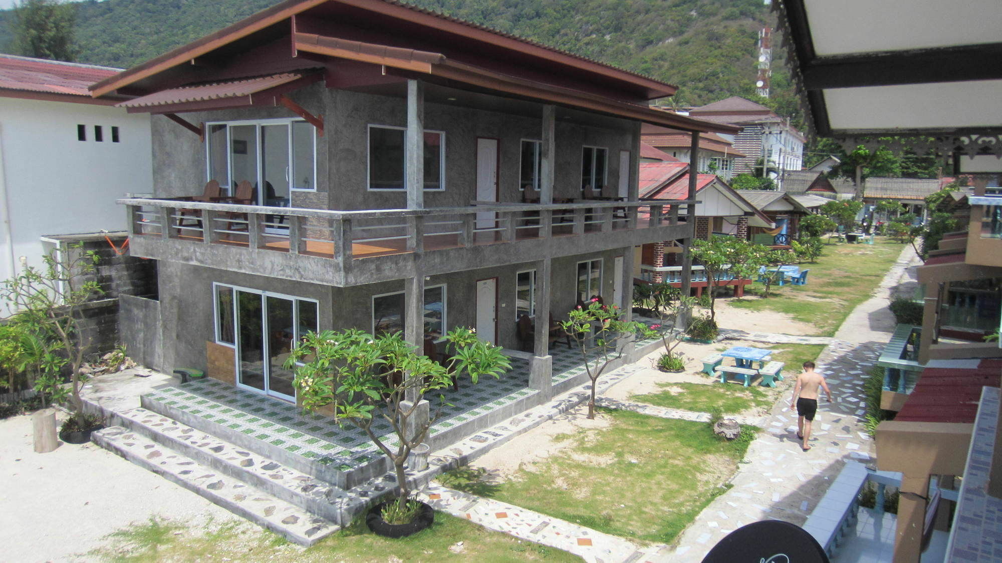 Charung Beach Haad Rin Dış mekan fotoğraf